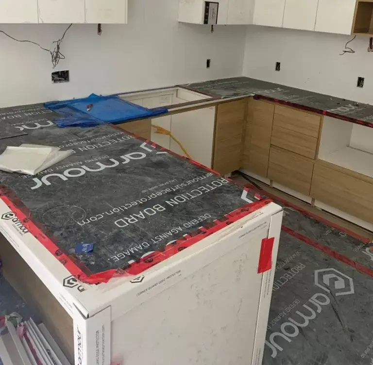 APB - Black and Corner Guard on Counters