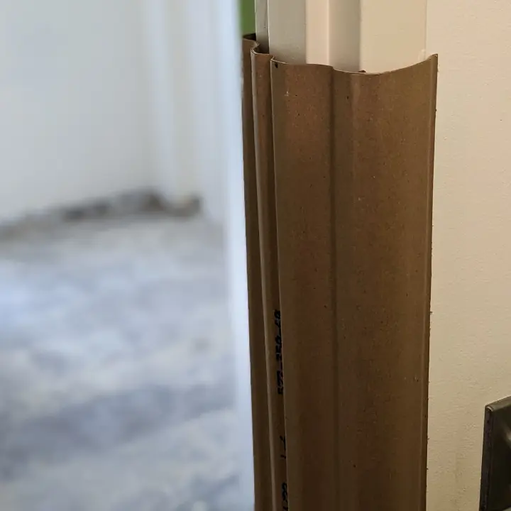 Discover the ultimate guide to protecting your window and door frames during construction and renovations. Practical, effective solutions await!
