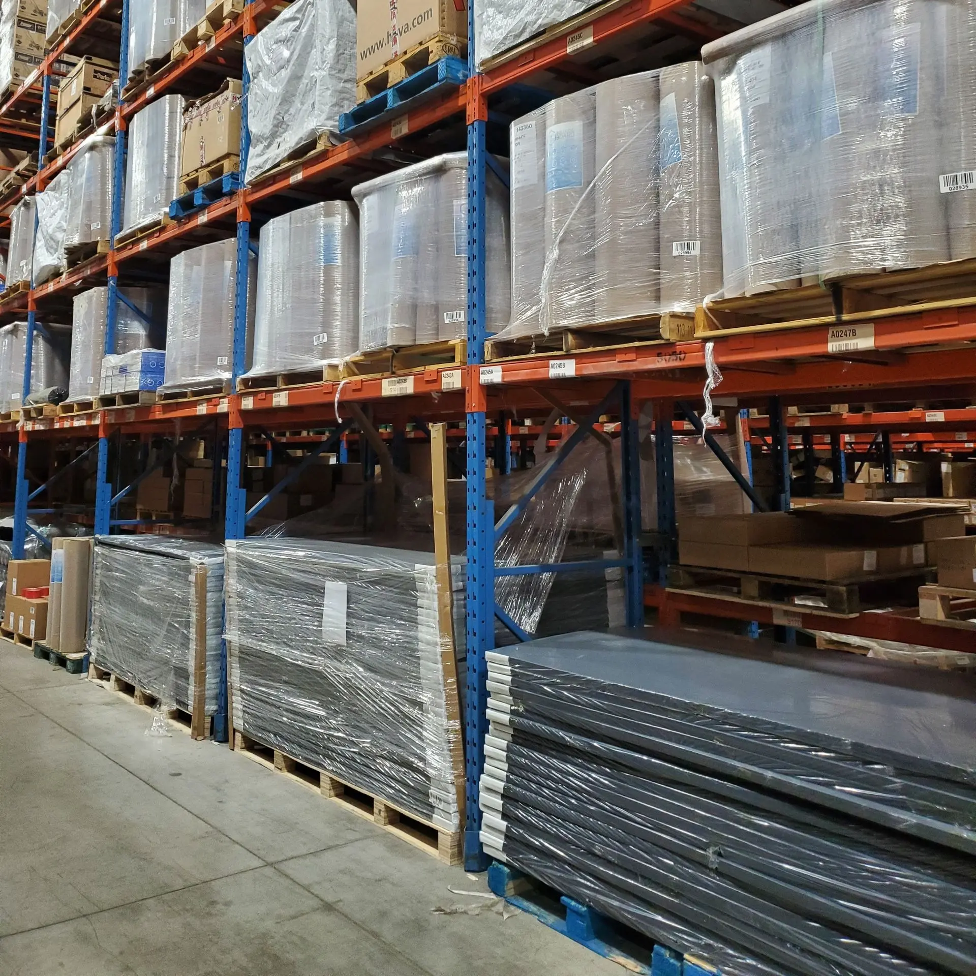 Axiom Distribution Center